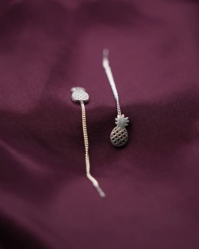 Pineapple Charm Silver Threaders